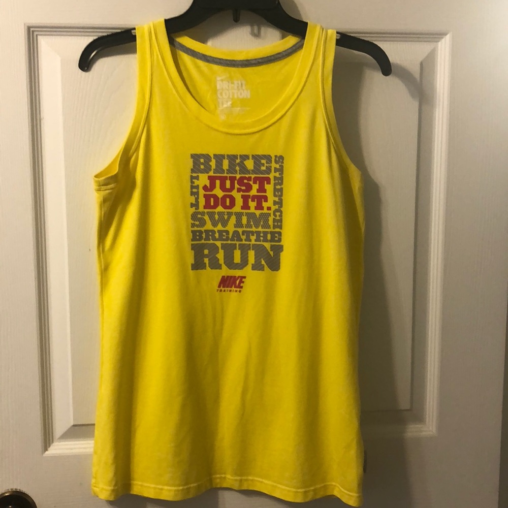 NIKE tank